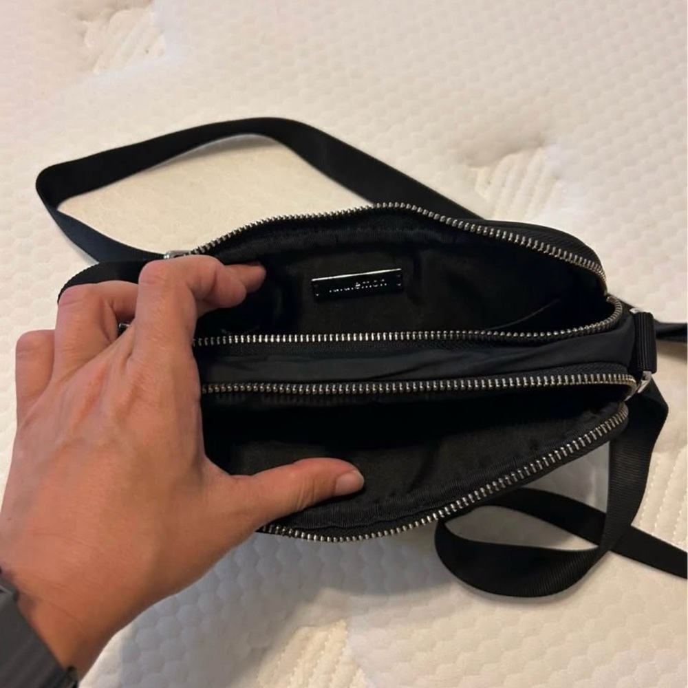 lululemon athletica Black Crossbody Bag - Picture 3 of 4